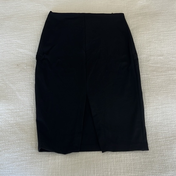 THE ROW Black Pencil Skirt - Picture 2 of 3